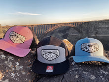 Load image into Gallery viewer, PERRINE BRIDGE PATCH HAT
