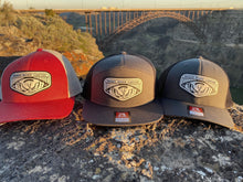 Load image into Gallery viewer, PERRINE BRIDGE PATCH HAT
